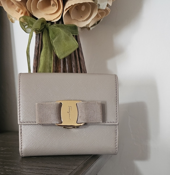 Ferragamo Vara Bow wallet - Picture 2 of 13